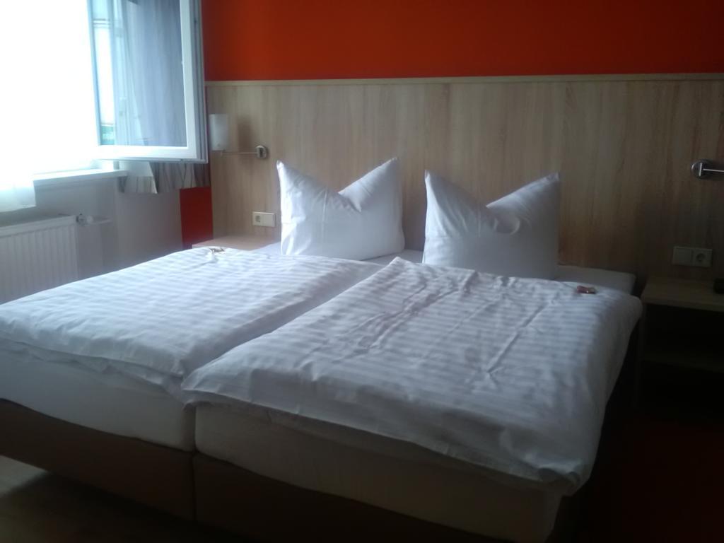 קובלנץ Hotel Rheinkrone מראה חיצוני תמונה
