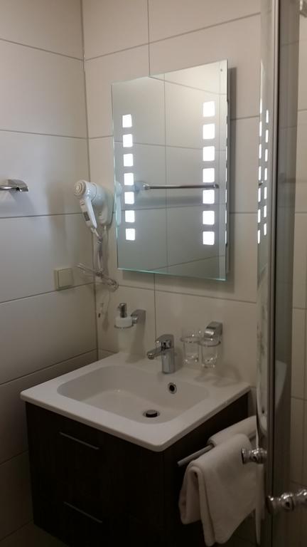 קובלנץ Hotel Rheinkrone מראה חיצוני תמונה